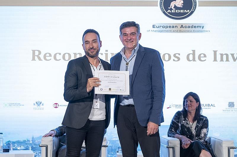 Reconocimiento a revisores